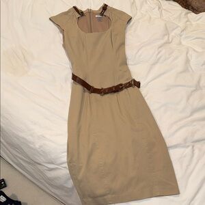 Elegant Tan Dress with Brown Accents- Cache size 4